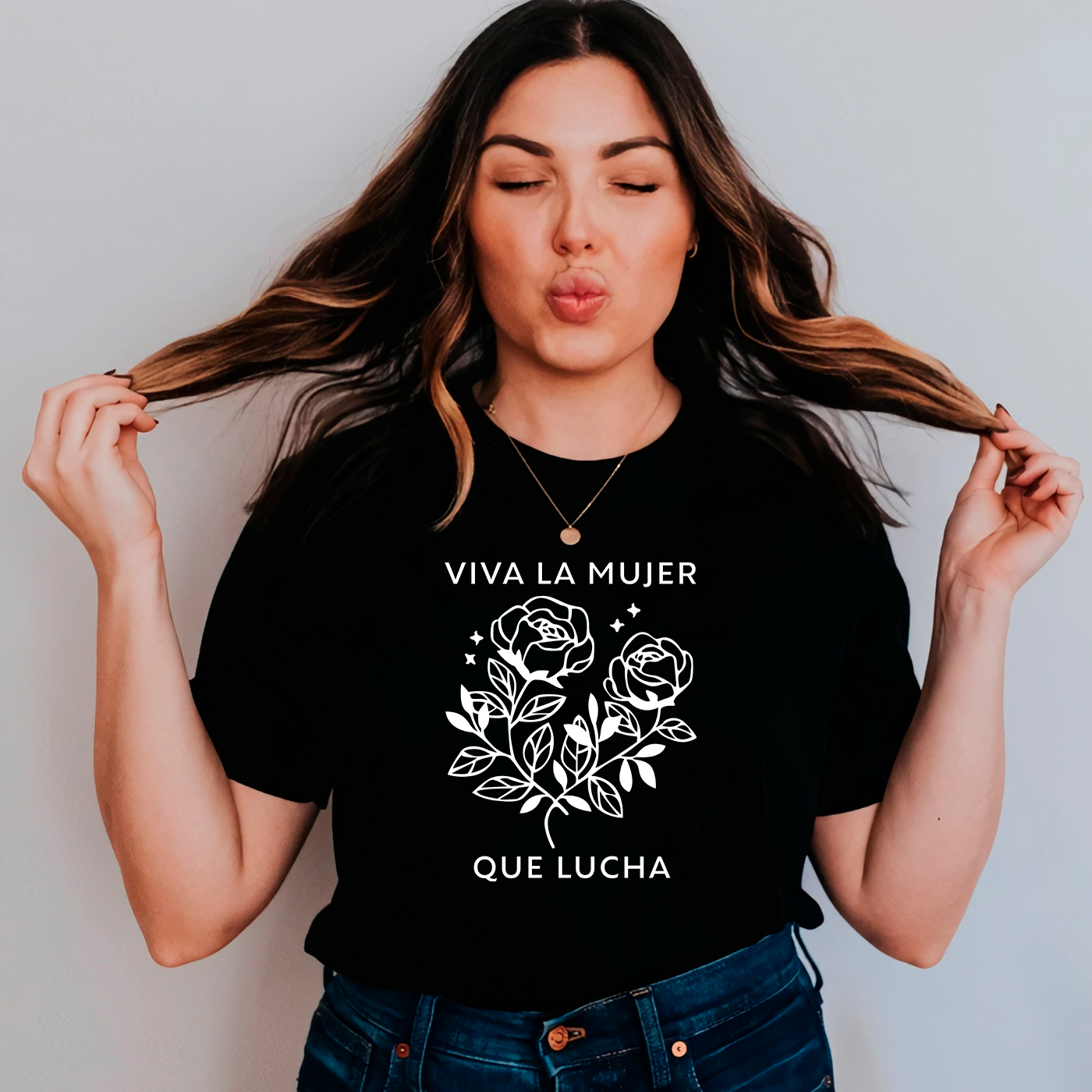 Shop Now: Viva La Mujer Que Lucha T-shirt Latina